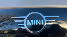 MINI Hatchback 1.5 Cooper Classic 3dr Petrol Hatchback